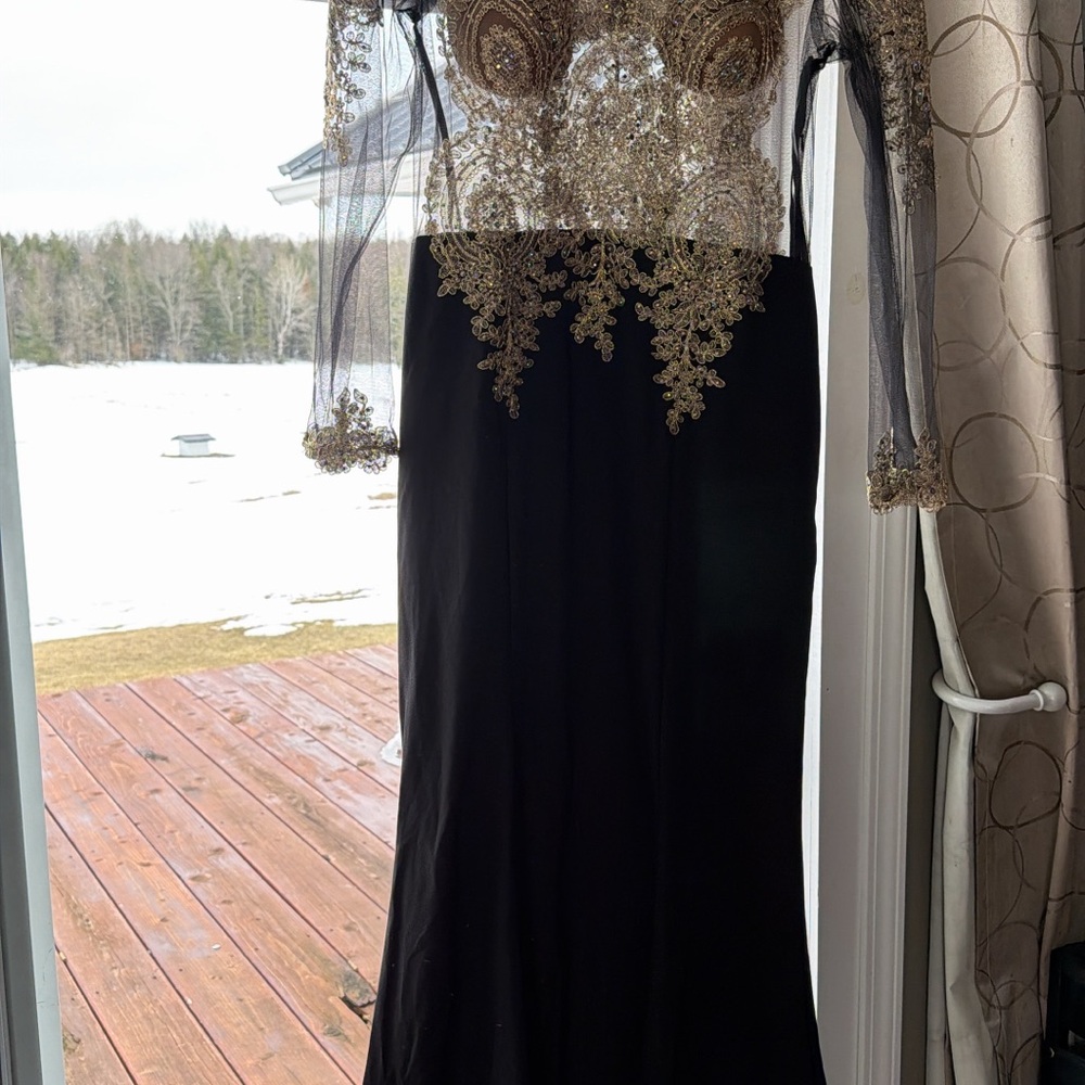 Elegant Black and Gold Lace Evening Dress